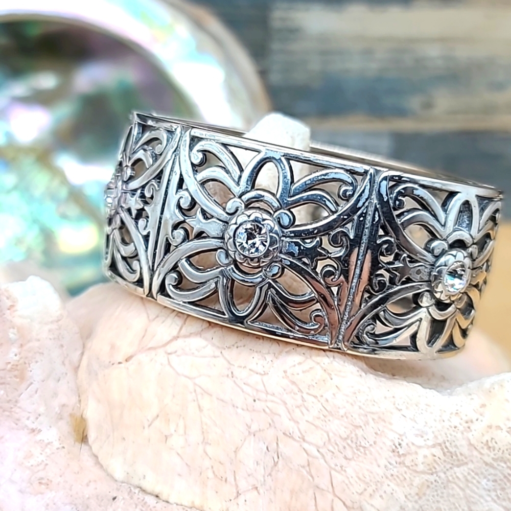 Brighton "BELMONTE" Hinged Floral Paneled Bangle with Swarovski Crystal Centers!
